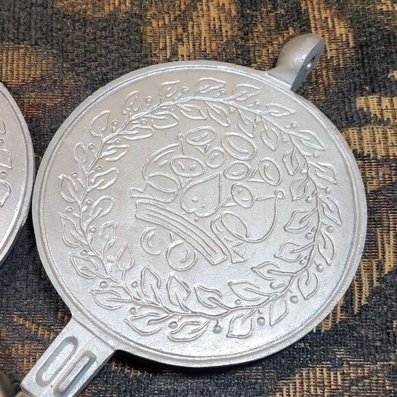 Vintage Nordicware Scandanavian Krumkake Iron - Picture 6 of 6